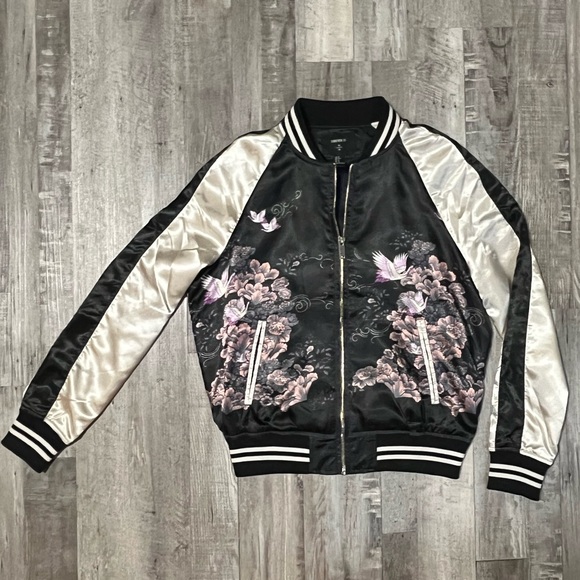 F21 satin Japanese printed jacket - Picture 1 of 4